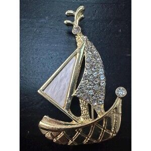 Vintage Sail boat Frolic Gold Tone Crystals Rhinestone Brooch Pin B82